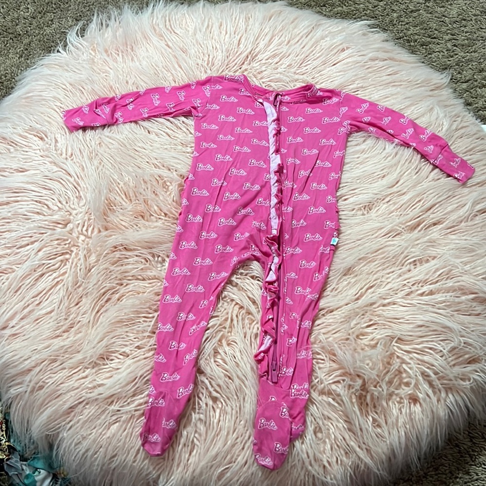 Barbie Posh Peanut footie